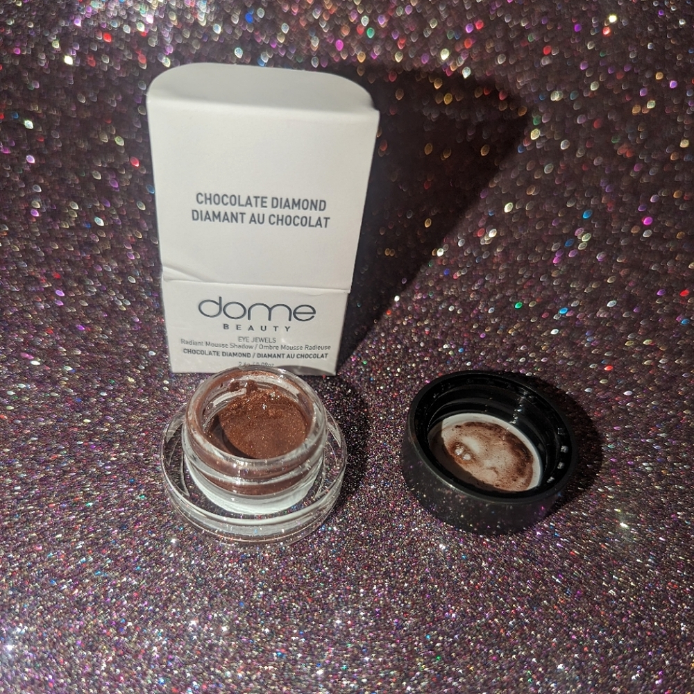 Chocolate Diamond Eye Jewels Radiant Mousse Shadow dome Beauty